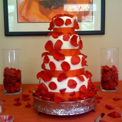 4 Tier Round White, Deep Orange And Red Rose Wedding Cake