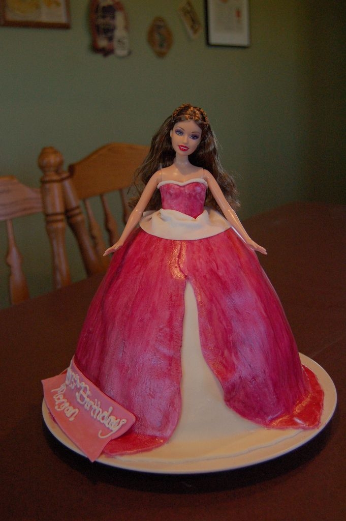 Barbie Cake