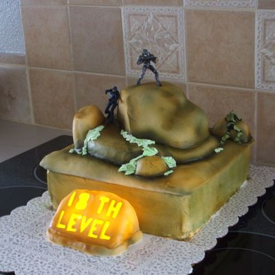 Halo Birthday Cake