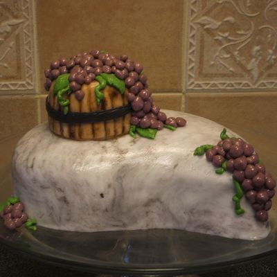 First Attempt At Rolled Buttercream!