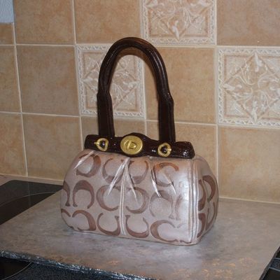 Birthday Purse Cake