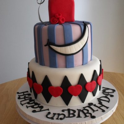Alice In Wonderland Cake