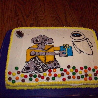 Wall-E And Eve Birthday Cake