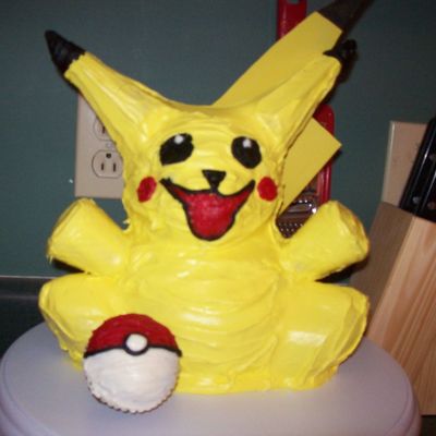 Pikachu Cake