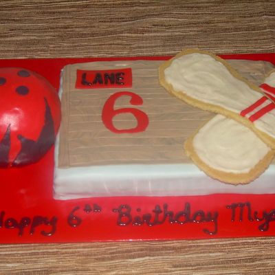 Happy Birthday Bowling Ball Cake