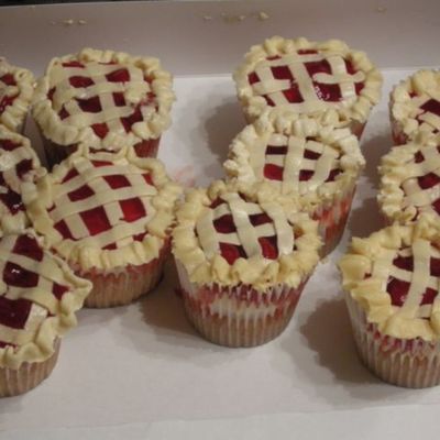 Cherry Pie Cupcakes