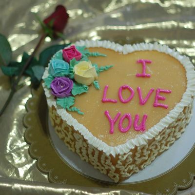 Sweetheart Caramel Cake