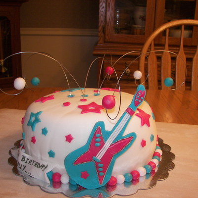 Guitar Cake