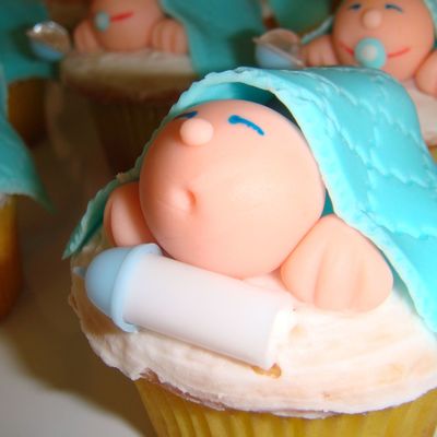 Fondant Baby Cupcakes