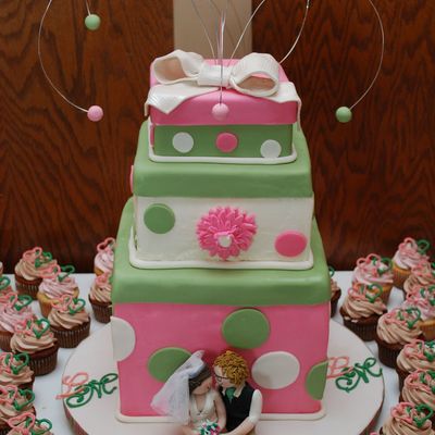 Gift Boxes With Custom Bride And Groom