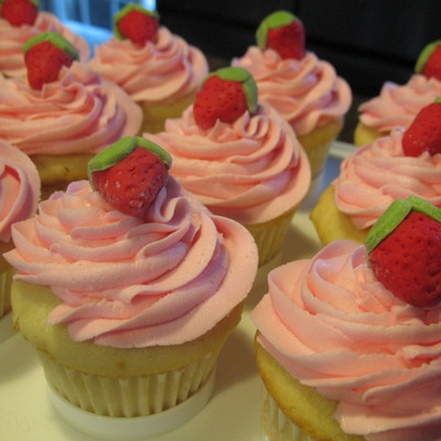 Strawberry Cuppies