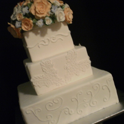 Scrolls & Lace With Rose Bouquet