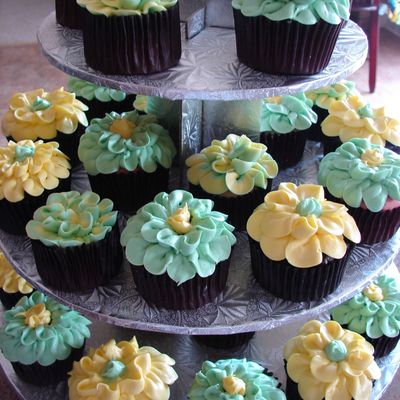 Lemon And Lime Bridal Shower Cupcakes