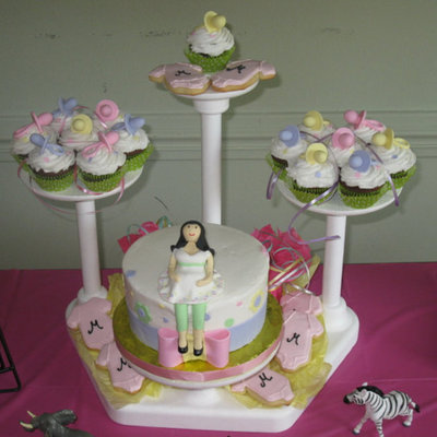 Cake, Cupcakes And Cookies