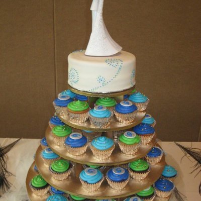 Peacock Themed Wedding Cupcakes