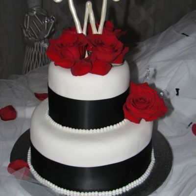 White Fondant W/chocolate Letter