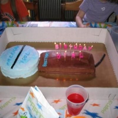 American Idol Microphone Cake 3D