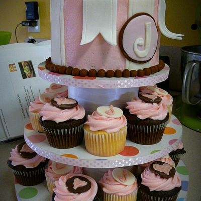 Baby Shower Cake And Cupcakes