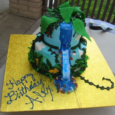 Working Waterfall Cake