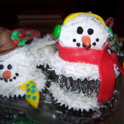 Snowman Cupcakes