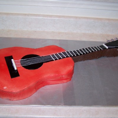 Guitar Cake