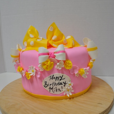 Bows, Flowers And Polkadots Oh My!