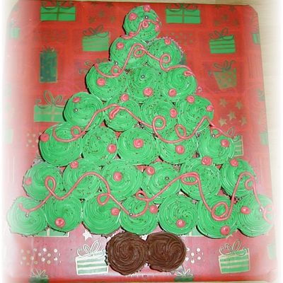Mini Cupcake Christmas Tree