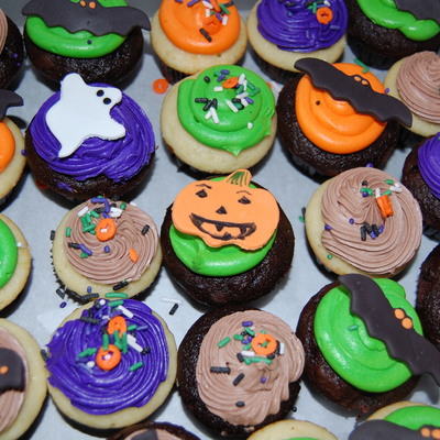 Assorted Halloween Cupcakes