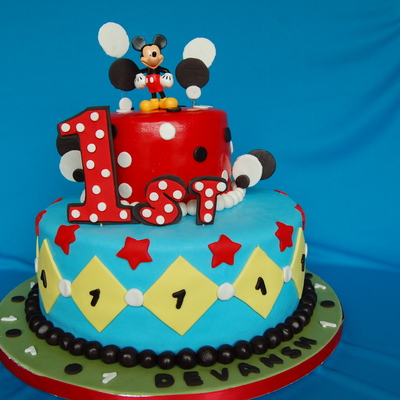 Mickey Mouse Cake