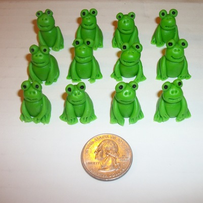 Teensie Tiny Frogs!