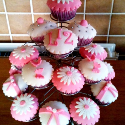 Pink Themed Cup Cakes