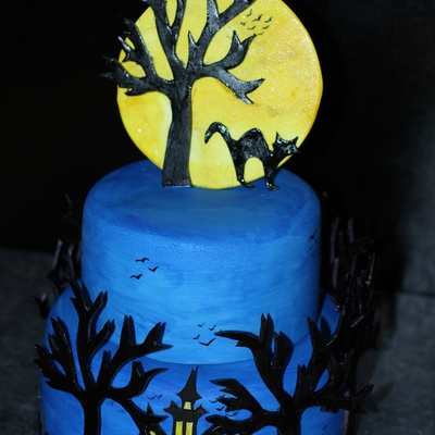 Spooky Halloween Cake