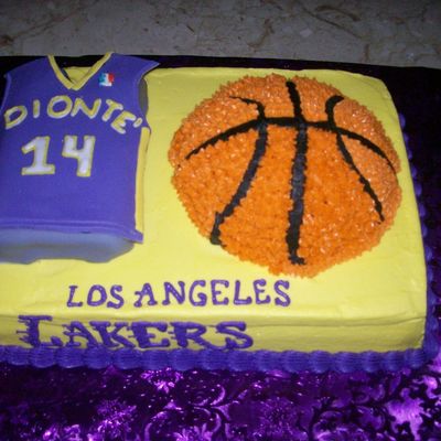 Lakers Cake