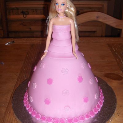 Barbie Cake