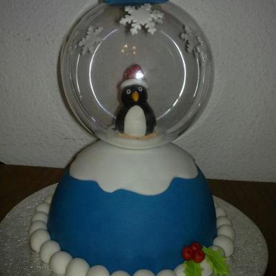 Small Snowglobe Cake