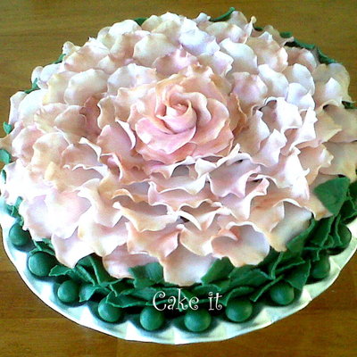 Big Rose Cake