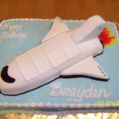 Spaceship Birthday Cake