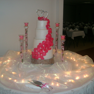 4 Tier W/rose Petals
