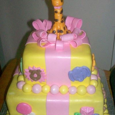 Baby Giraffe Cake