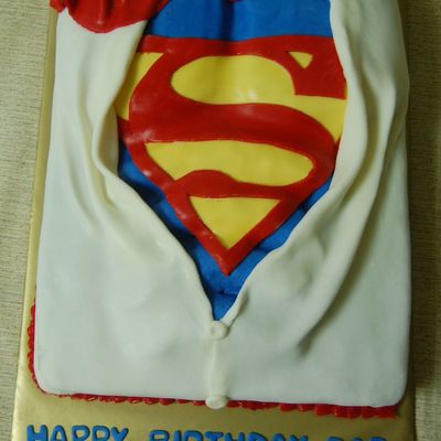 Superman Cake