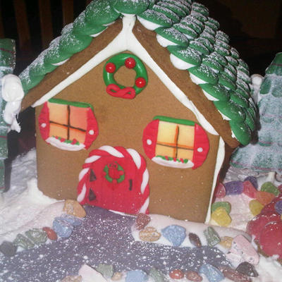 Christmas Gingerbread House