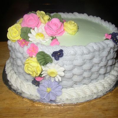 Basketweave Oval Cake