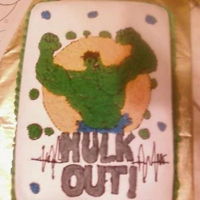 Hulk Cake