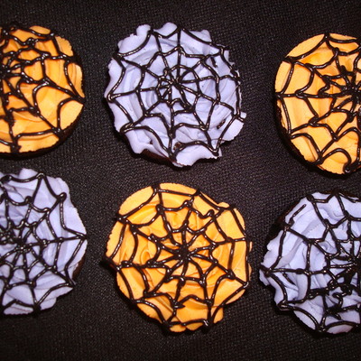 Cobweb Cupcakes
