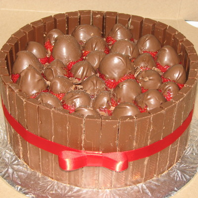 Kit Kat Cake