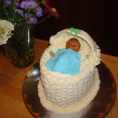Baby Bassinet Cake