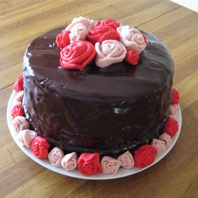Chocolate Ganache Cake With Roses