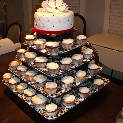 "a Red Carpet Event" Cupcake Tower