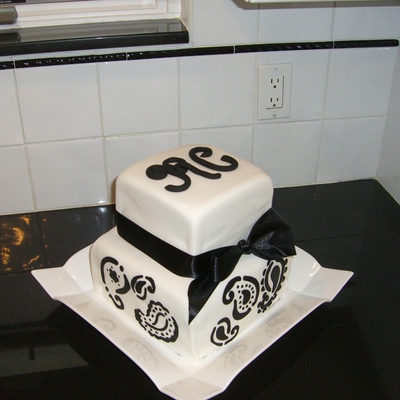 Paisley Buttercream On Fondant