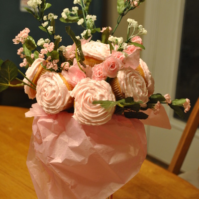 Pink Cupcake Bouquet